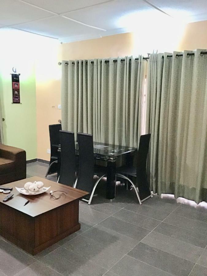 Gees Shortlets Apartments Lagos Buitenkant foto